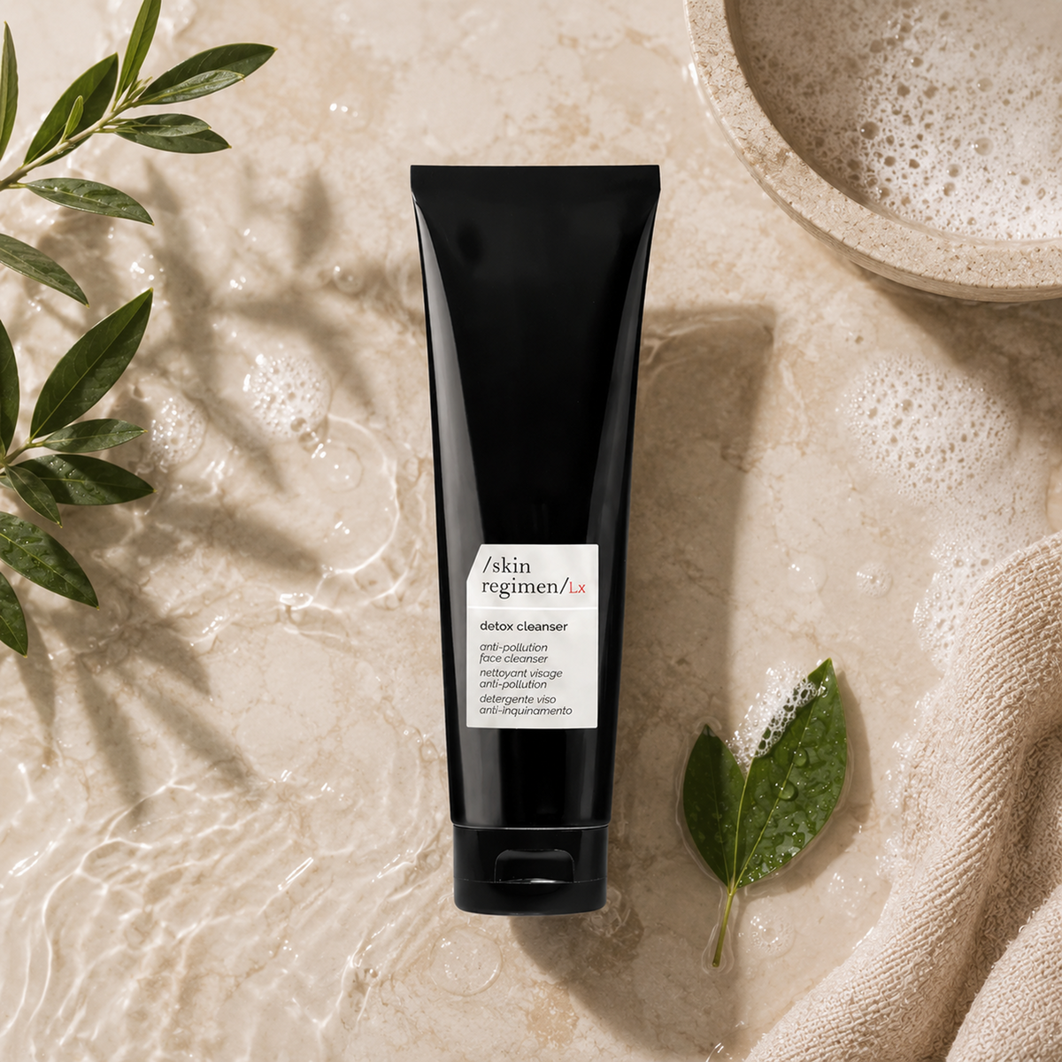 <p>The facial cleanser that clears a full day of heat, sweat and sunscreen.</p>